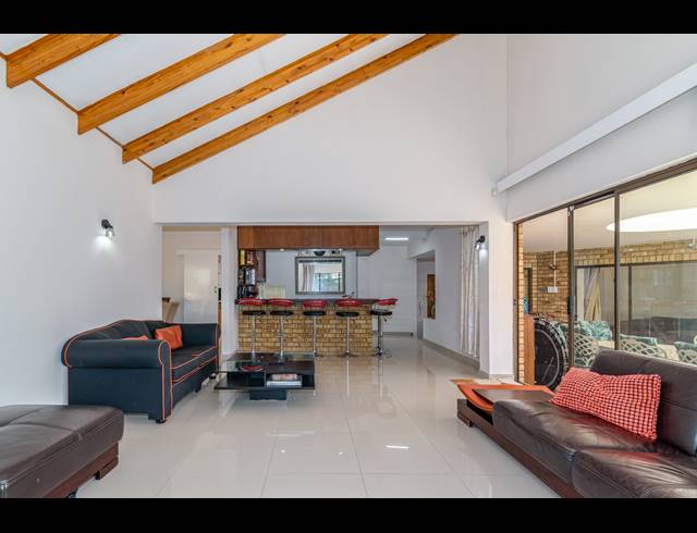 4 BEDROOM FREESTANDING FOR SALE IN EDENBURG